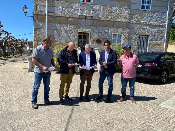 Imaxe da nova:A Xunta avanza na implantación dun pasteiro no monte Cabadas, en Cartelle, para impulsar o aumento da base territorial das explotac...