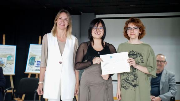 Imaxe da nova:Fernández-Tapias destaca a figura de Fernández del Riego como “defensor dunha Galicia moderna” durante a entrega do premio Letras G...