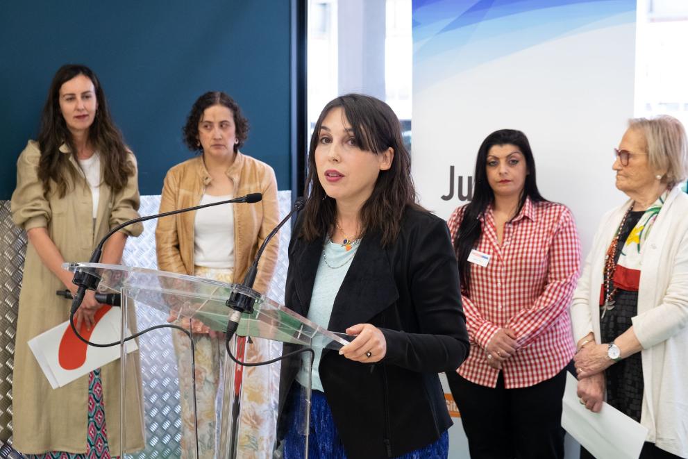 Imaxe 2 de 2 asociada á nova