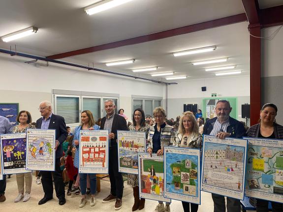 Imaxe da nova:O alumnado do colexio CEIP Juan Rey de Lourenzá recibe o premio do Concurso-Exposición Letras Galegas polo traballo “Desde a fiestr...