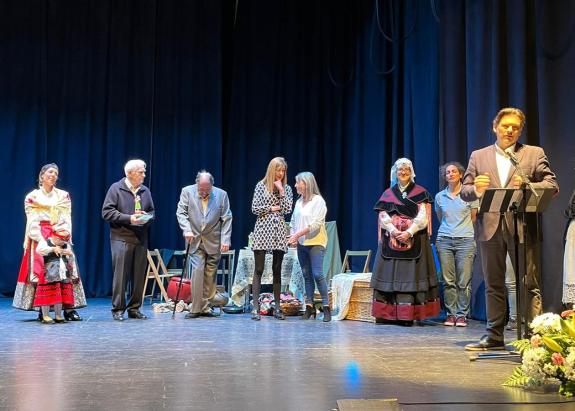 Imaxe da nova:Miranda destaca a labor dos centros galegos de Castela e León na promoción da cultura galega durante a celebración do Día de Galici...