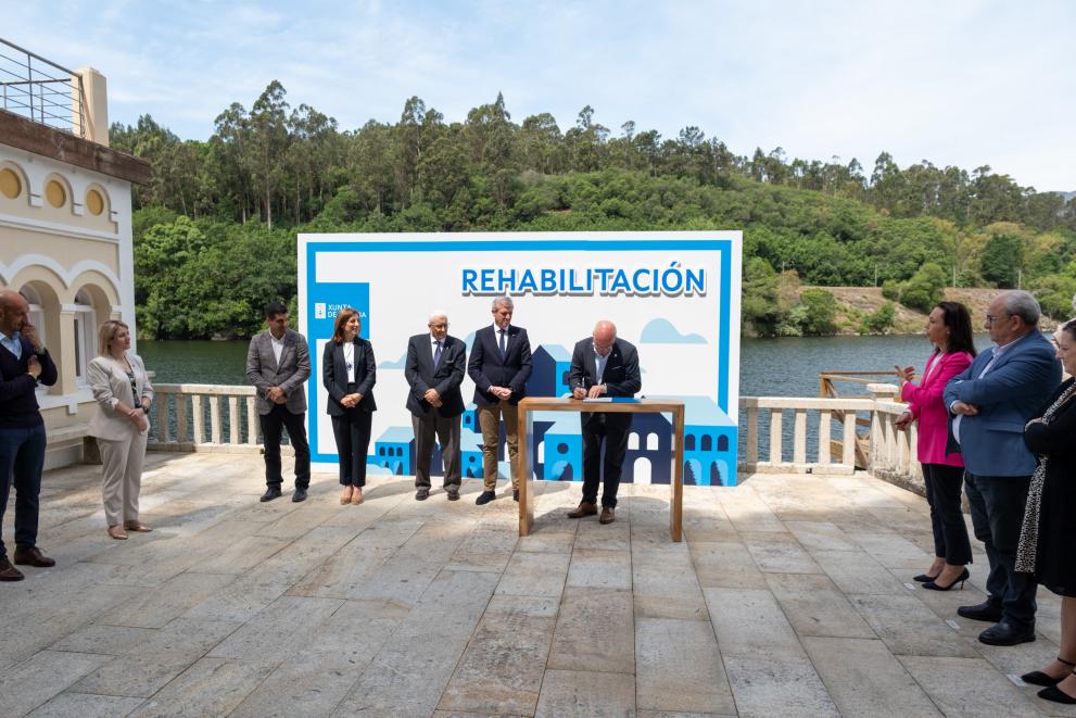 Imaxe 3 de 6 asociada á nova