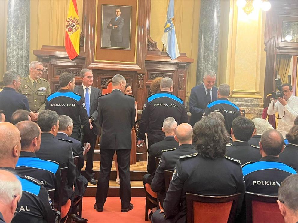 Imaxe 3 de 3 asociada á nova