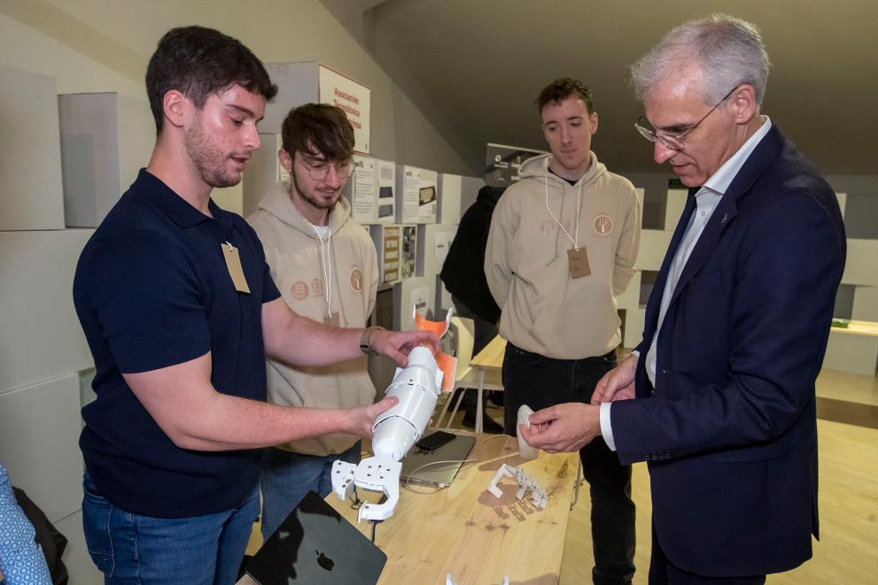 Imaxe 3 de 3 asociada á nova