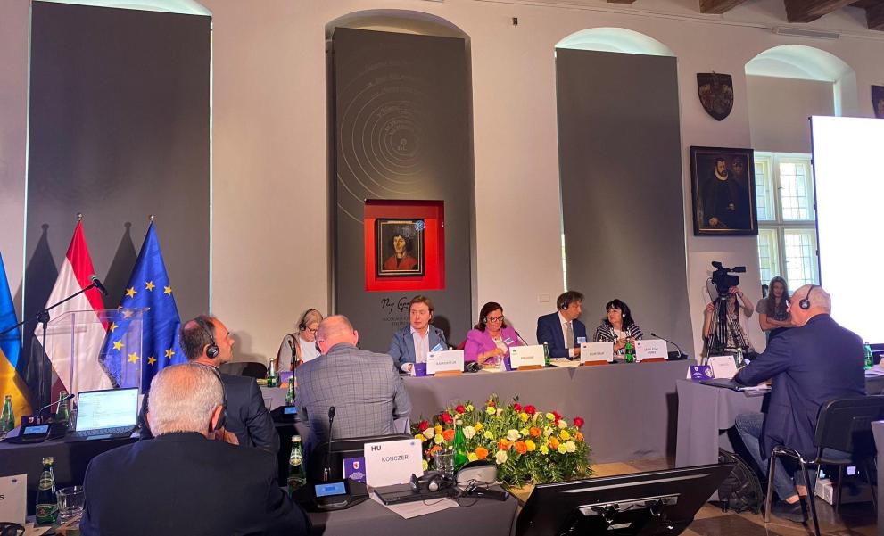 Imaxe 2 de 2 asociada á nova