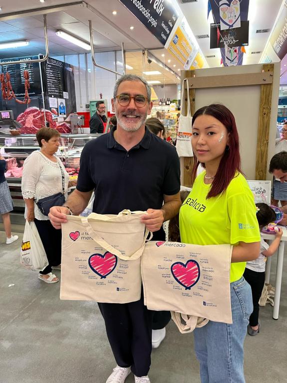 Imaxe da nova:Cerca de una treintena de plazas de abastos gallegas celebran hoy el Día del Mercado con el apoyo de la Xunta