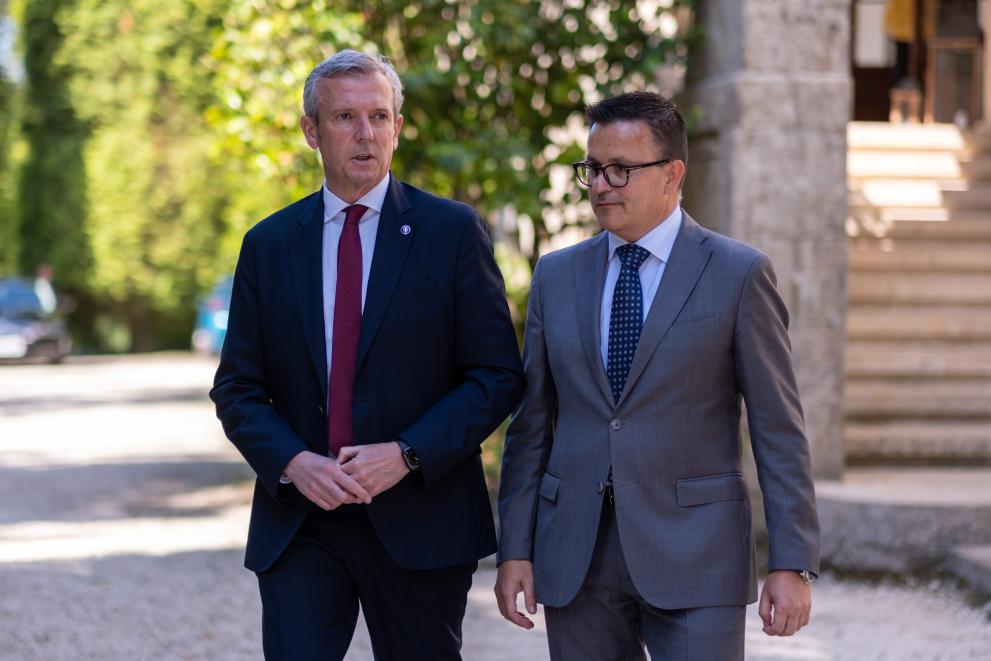 Imaxe 4 de 4 asociada á nova