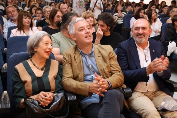 Imaxe da nova:O Colexio de Atín-Cela de Mos e o Instituto de Cotobade de Cerdedo-Cotobade, gañadores do V certame escolar de Podcast “O Vello dos...