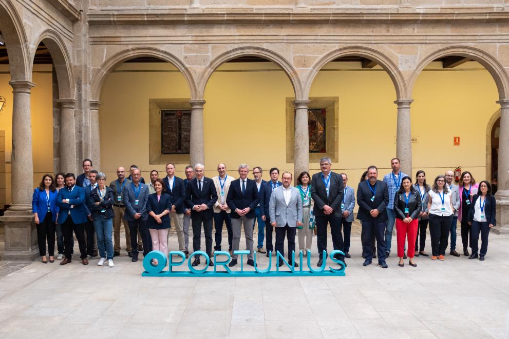Imaxe 1 de 6 asociada á nova