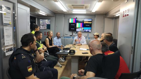 Imagen de la noticia:Constituido el Puesto de Mando Avanzado que coordinará el dispositivo de seguridad de más de 500 efectivos diarios durante e...