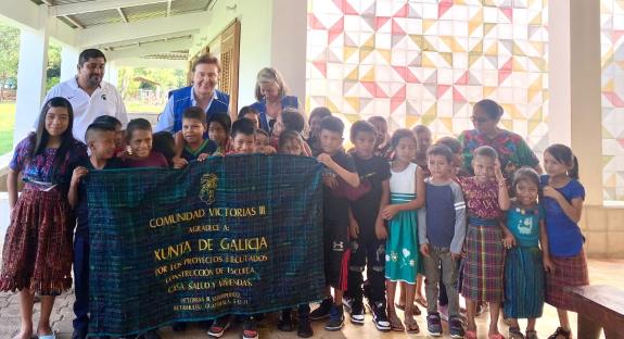 Imaxe da nova:A Xunta coñece os proxectos financiados pola cooperación galega en Guatemala