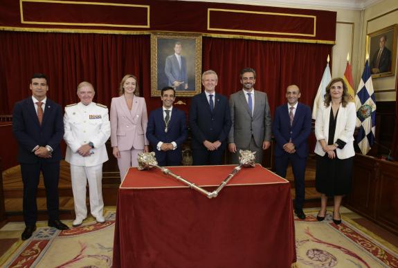 Imaxe da nova:Alfonso Rueda asiste á toma de posesión de José Manuel Rey como alcalde de Ferrol