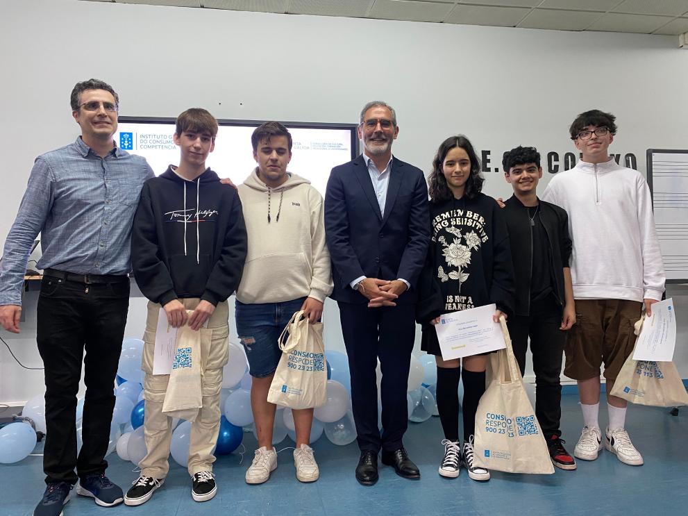 Imaxe 2 de 2 asociada á nova