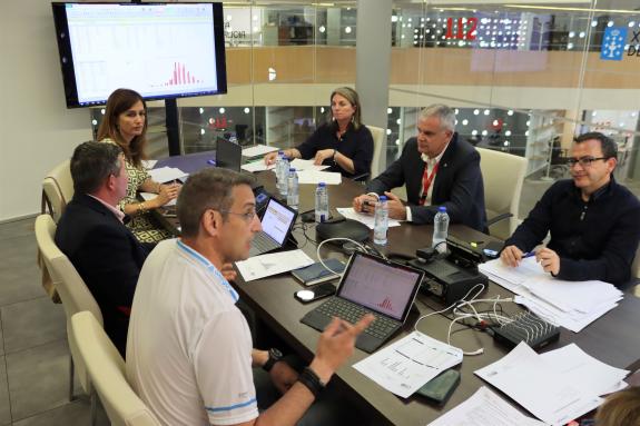 Imaxe da nova:A Xunta reforzará desde mediados de xullo o horario do telefóno 012 para atender as incidencias relacionadas coa vespa velutina