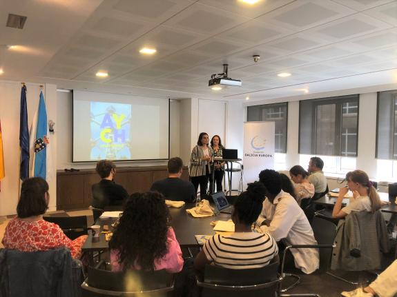 Imaxe da nova:A Xunta clausura en Bruxelas o proxecto europeo “Aych” de creatividade e tecnoloxía para a mocidade