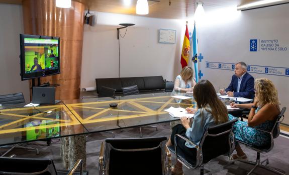 Imagen de la noticia:La Xunta reclama a la Sareb a cesión gratuita de viviendas para destinarlas a alquiler social