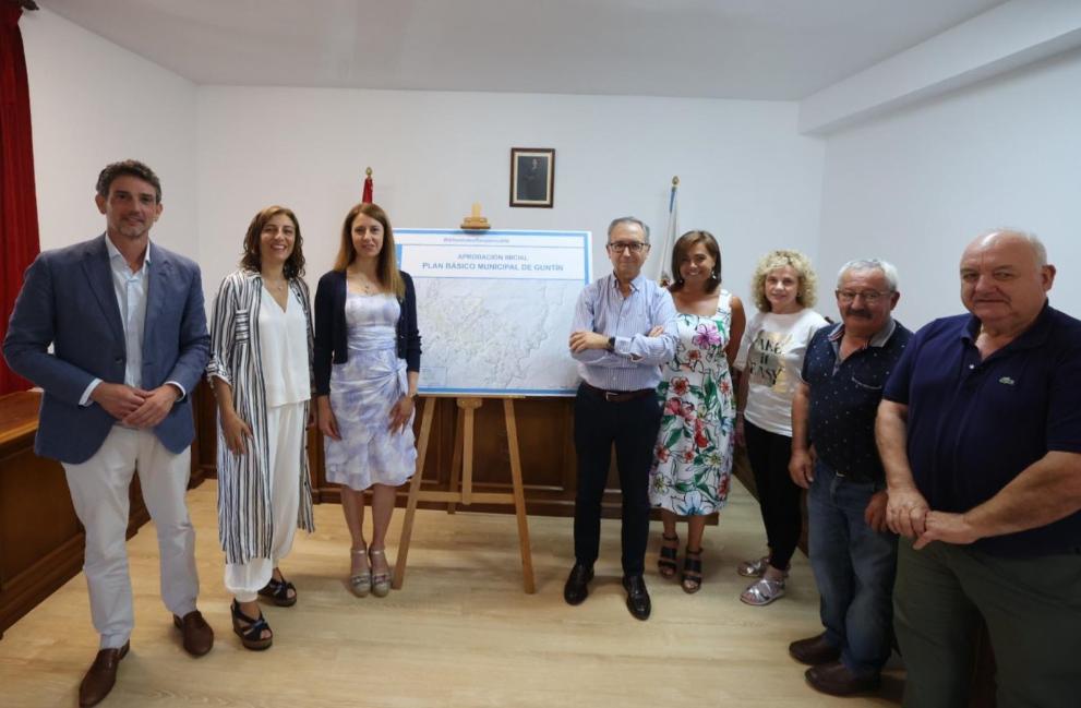 Imaxe 2 de 2 asociada á nova