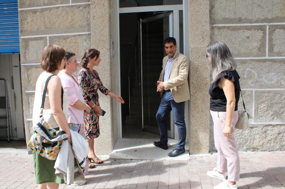 Imagen de la noticia:El delegado territorial de la Xunta recuerda que hasta el 17 de julio pueden solicitarse las ayudas para mejorar de la acces...