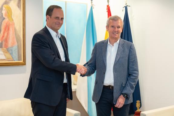 Imaxe da nova:Rueda destaca o labor da Autoridade Portuaria de Vigo para construír a cidade do futuro e consolidar este porto como un referente a...