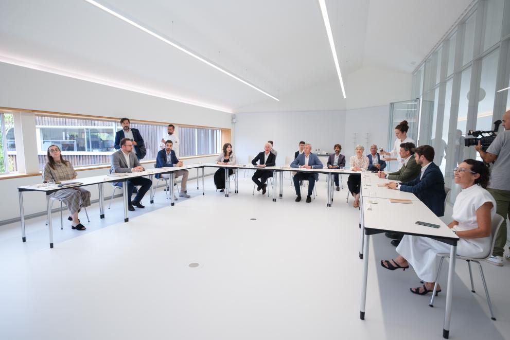 Imaxe 9 de 9 asociada á nova