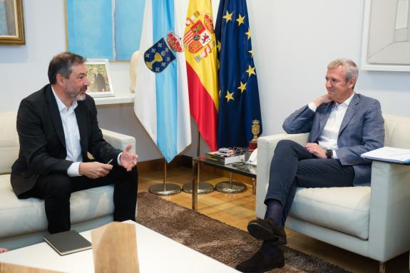 Imagen de la noticia:Rueda mantiene una reunión con el decano del Colegio de Arquitectos de Galicia