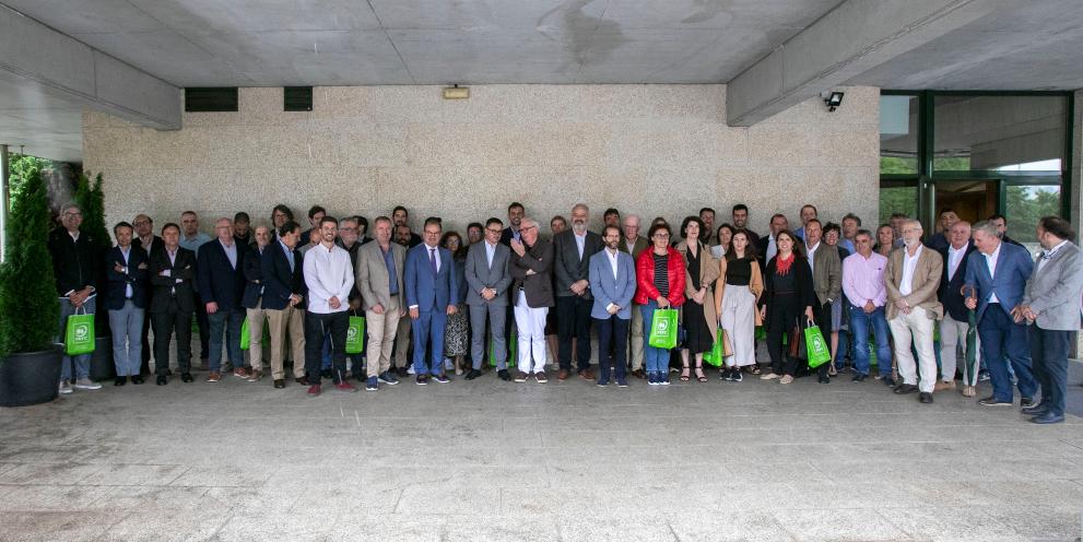 Imaxe 3 de 3 asociada á nova