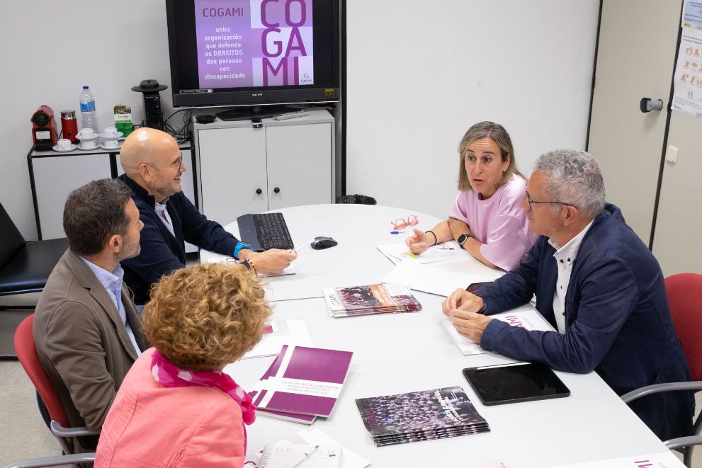 Imaxe 1 de 3 asociada á nova