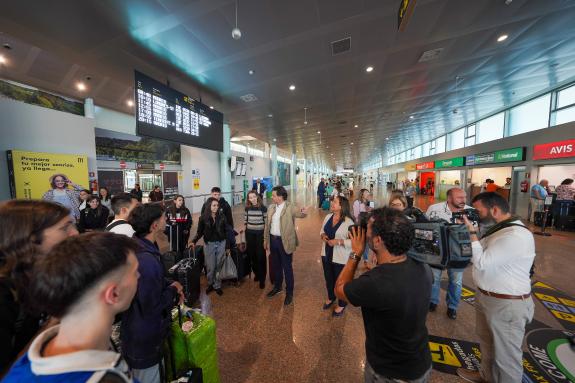 Imaxe da nova:Miranda e Ortiz reciben aos galegos do exterior participantes no programa Conecta co Camiño