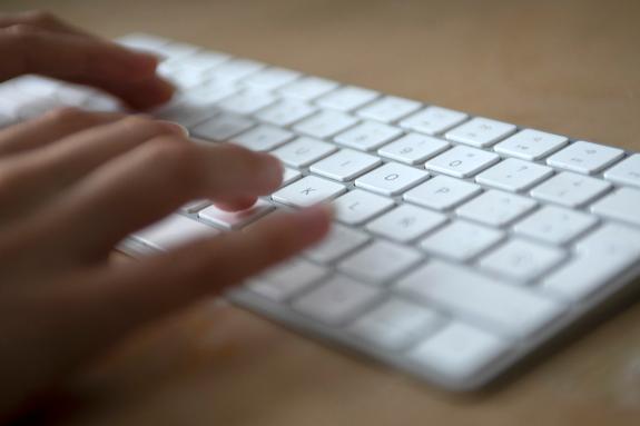 Imaxe da nova:A porcentaxe de fogares galegos con internet volveu a crecer en 2022 ata alcanzar o 92,7%