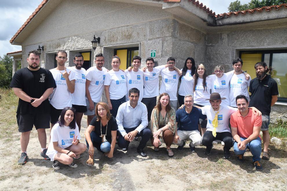 Imaxe 1 de 2 asociada á nova