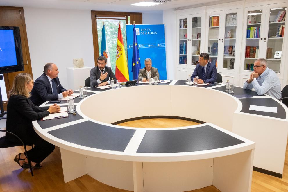 Imaxe 1 de 2 asociada á nova