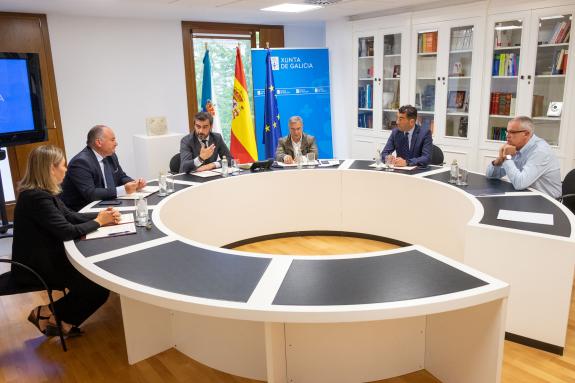 Imaxe da nova:A Xunta e as deputacións provinciais acordan continuar as negociacións para a prestación do servizo contraincendios e salvamento