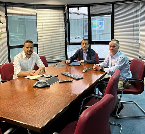 Imaxe da nova:Xunta e Universidade de Vigo abordan o uso de enerxías renovables para a mellora da eficiencia enérxetica na institución académica