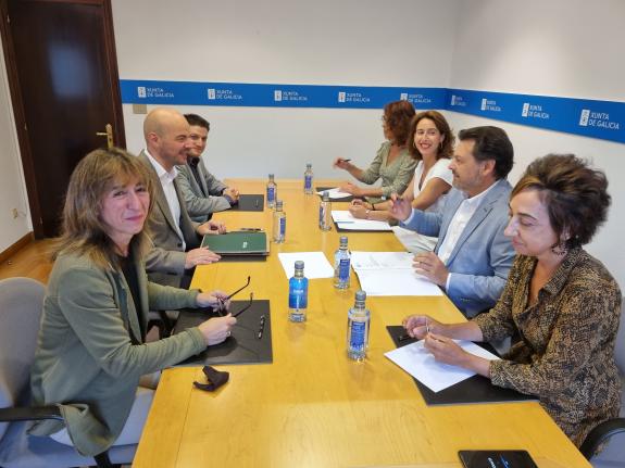 Imaxe da nova:Galicia comparte coa Rioxa unha xornada de traballo para afondar nas políticas de retorno