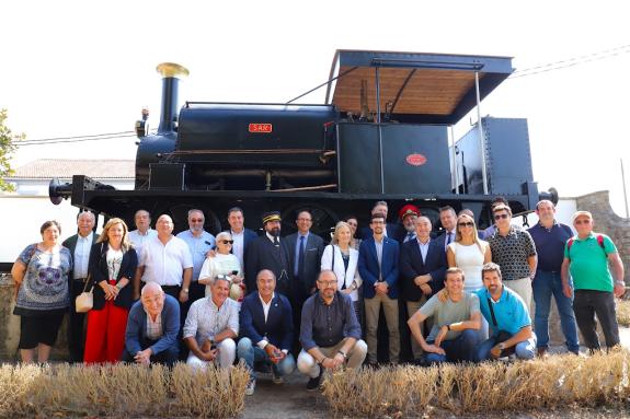 Imaxe da nova:A Xunta incorpora a histórica locomotora “Sarita” á musealización da Fundación Camilo José Cela