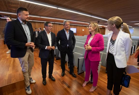 Imaxe da nova:A Xunta duplica o número de cursos, seminarios e prazas na oferta formativa 2023/2024 do centro de novas tecnoloxías de Galicia