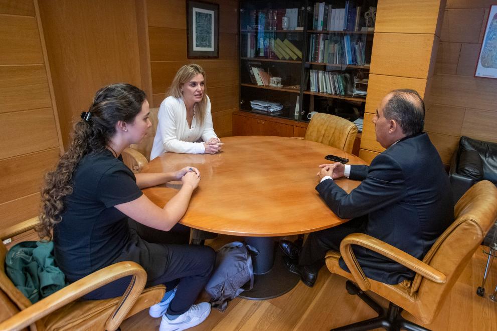 Imaxe 1 de 2 asociada á nova