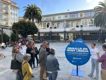 Chega a Ribeira a exposición Orgullo da nosa lingua, que reforza a promoción do galego entre a poboación