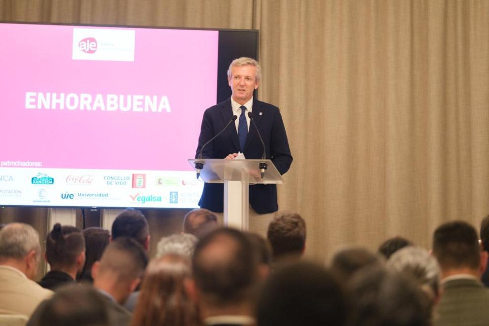 Imaxe 2 de 6 asociada á nova