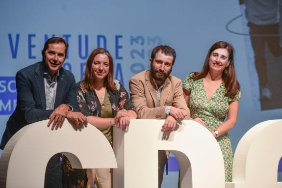 Imaxe da nova:A Xunta impulsará a profesionalización de grupos teatrais gañadores do programa Xuventude Crea