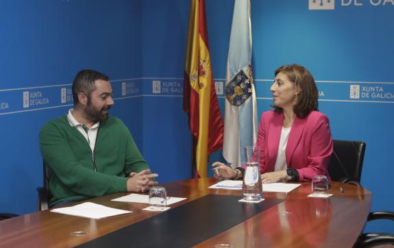 Imagen de la noticia:La Xunta y el Ayuntamiento de Baralla evalúan el proyecto para rehabilitar la antigua casa cuartel de la localidad y destina...