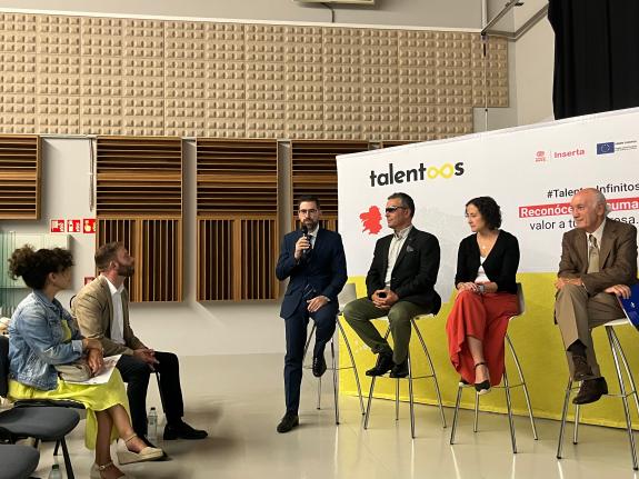 Imagen de la noticia:La Xunta apuesta por el talento de las personas con discapacidad para crear en Galicia espacios laborales diversos e inclusi...