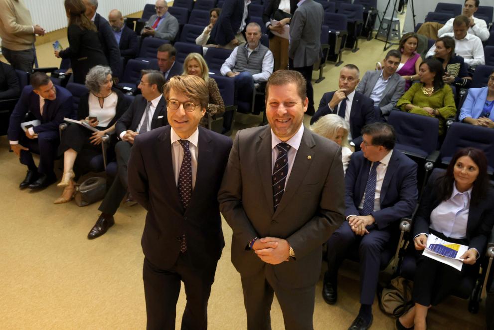 Imaxe 2 de 2 asociada á nova