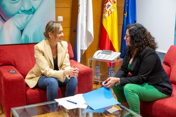 Imagen de la noticia:La Xunta estudia con el Ayuntamiento de Teo la creación de un nuevo centro de día de atención a mayores