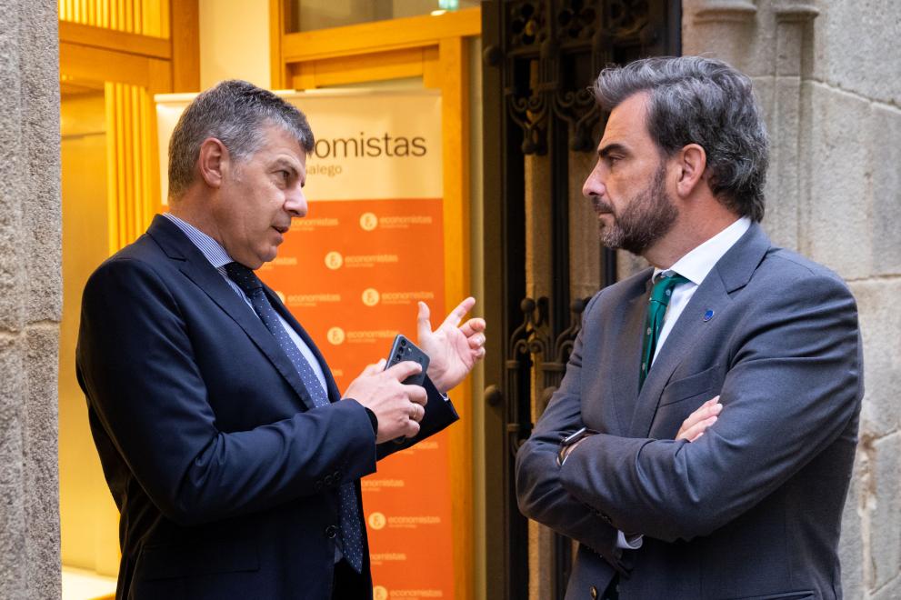 Imaxe 2 de 2 asociada á nova