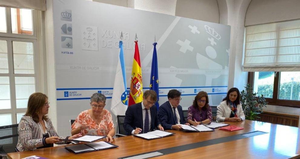 Imaxe 2 de 2 asociada á nova