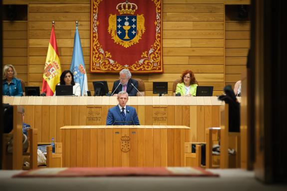 Imaxe da nova:Rueda avanza a creación dun bono universal de 5.000 euros ao ano para as persoas con dependencia que son coidadas na súa casa