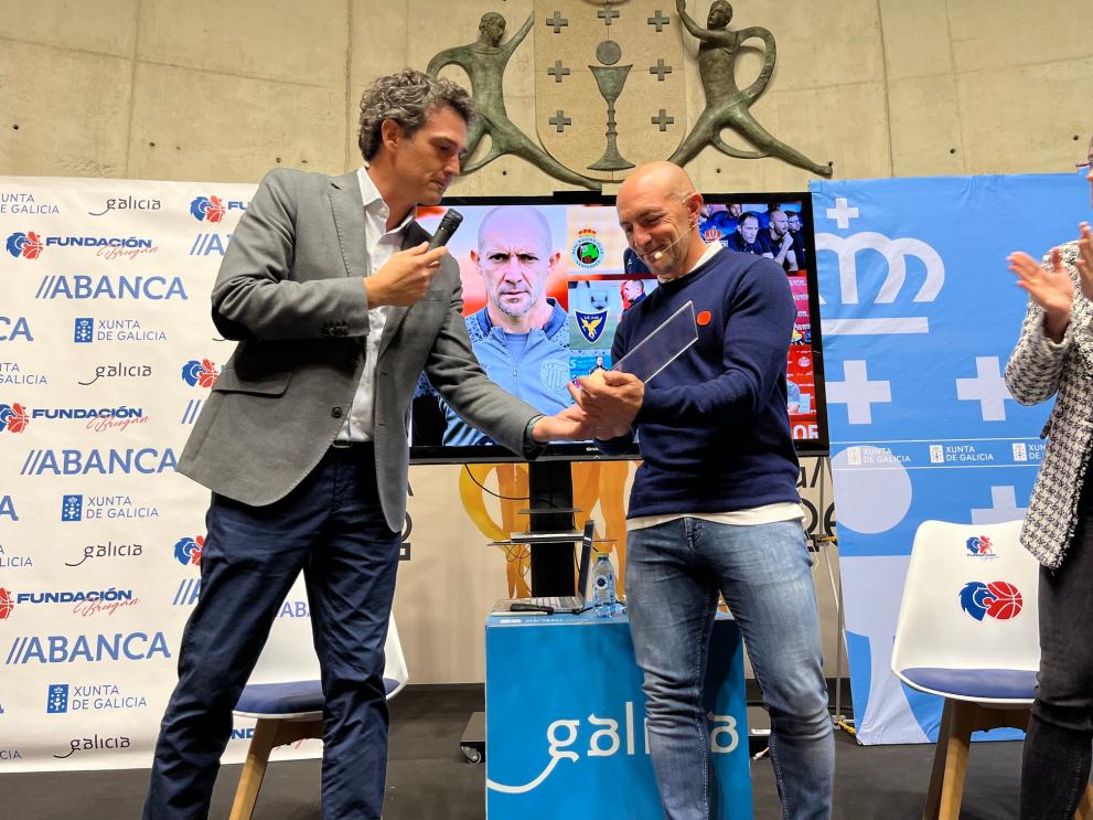 Imaxe 2 de 2 asociada á nova