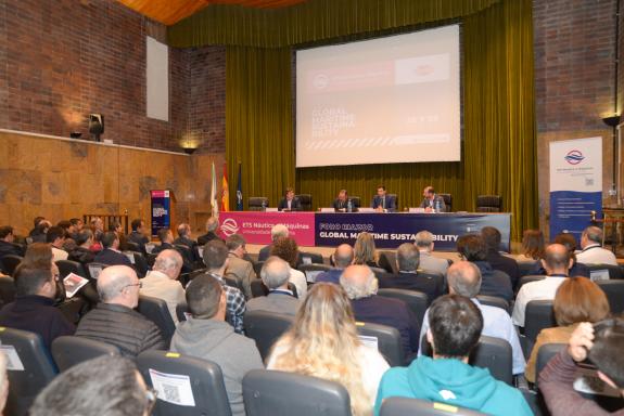 Imaxe da nova:A Xunta considera necesario traballar na descarbonización do transporte marítimo