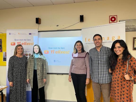 Imagen de la noticia:La Xunta hace un llamamiento a los escolares de Cerdedo-Cotobade para que rompan con los estereotipos a la hora de escoger u...